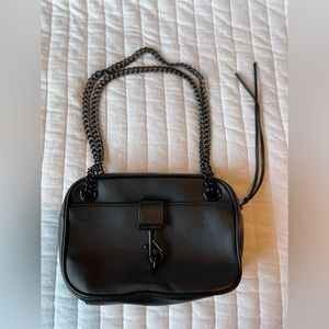 black shoulder/Crossbody purse Rebecca Minkoff,